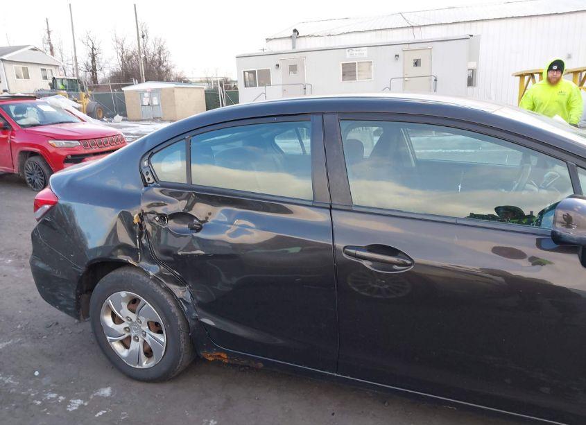 Photo 6 of 2013 Honda Civic LX (VIN 19XFB2F57DE214144)
