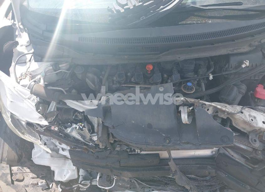 Photo 10 of 2013 Honda Civic LX (VIN 19XFB2F57DE251761)