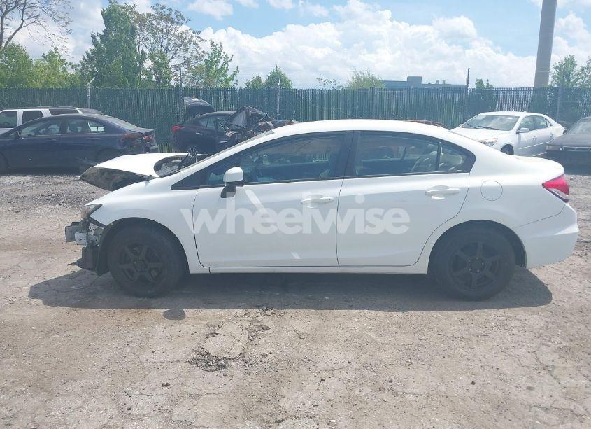 Photo 14 of 2013 Honda Civic LX (VIN 19XFB2F57DE251761)