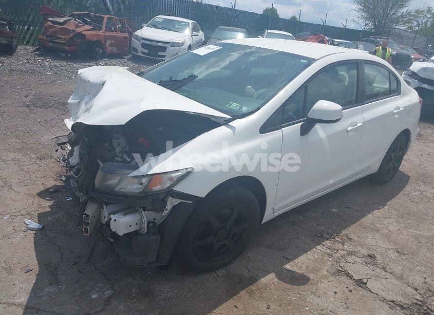 Photo 2 of 2013 Honda Civic LX (VIN 19XFB2F57DE251761)