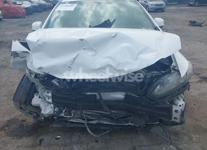 Photo 6 of 2013 Honda Civic LX (VIN 19XFB2F57DE251761)