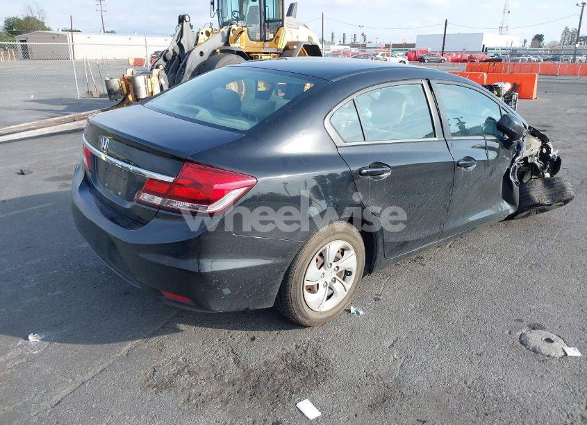 Photo 4 of 2013 Honda Civic LX (VIN 19XFB2F57DE253574)