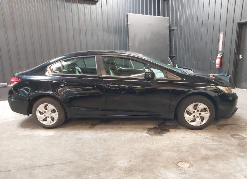 Photo 13 of 2013 Honda Civic LX (VIN 19XFB2F57DE275574)