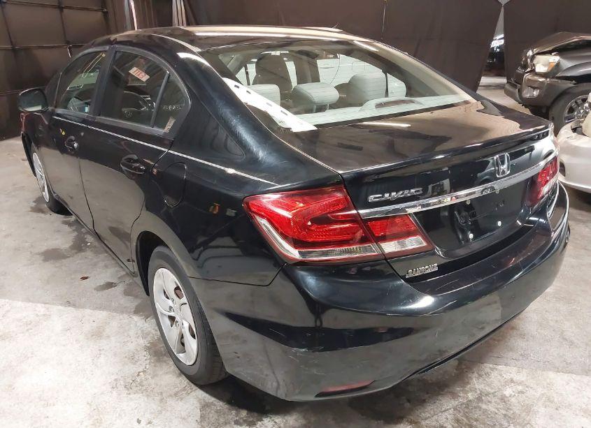 Photo 3 of 2013 Honda Civic LX (VIN 19XFB2F57DE275574)