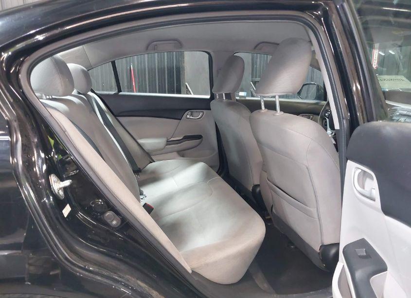 Photo 8 of 2013 Honda Civic LX (VIN 19XFB2F57DE275574)