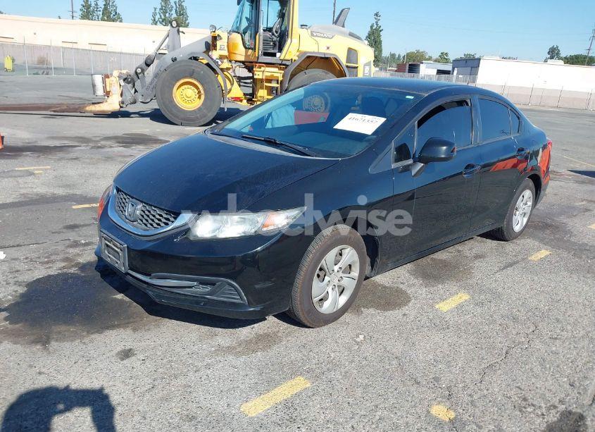 Photo 2 of 2013 Honda Civic LX (VIN 19XFB2F57DE280810)