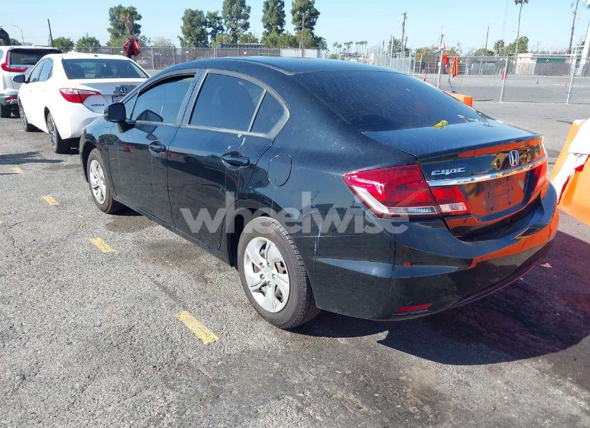 Photo 3 of 2013 Honda Civic LX (VIN 19XFB2F57DE280810)