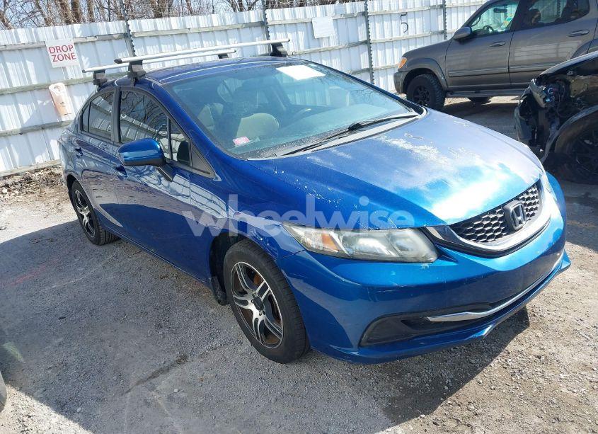 2014 Honda Civic LX (VIN 19XFB2F57EE049729) main photo
