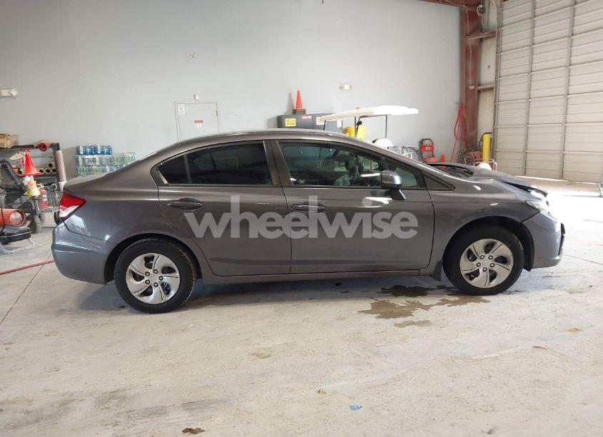 Photo 13 of 2014 Honda Civic LX (VIN 19XFB2F57EE063775)
