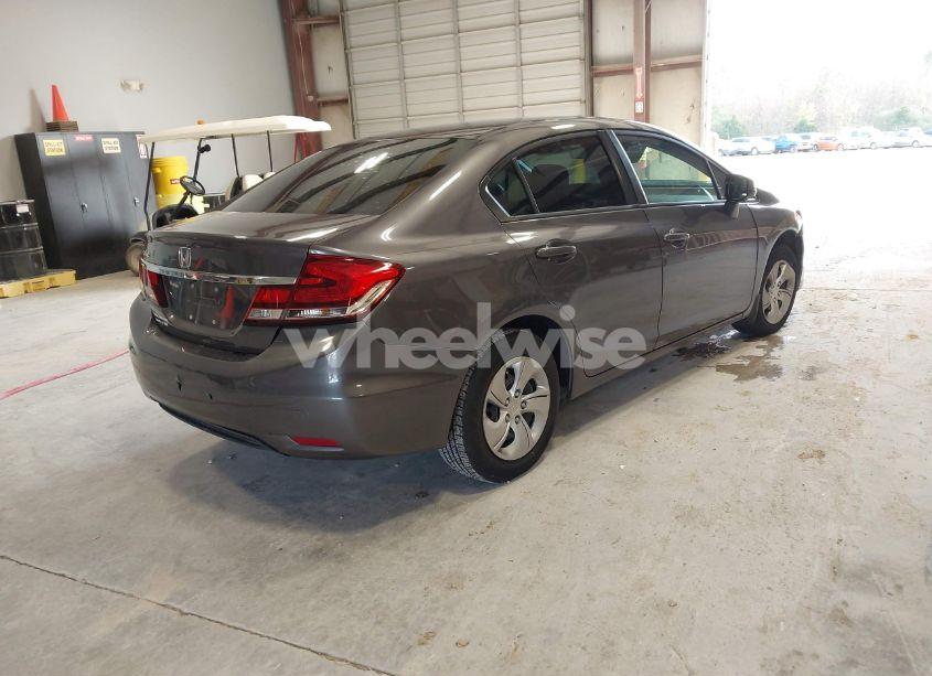 Photo 4 of 2014 Honda Civic LX (VIN 19XFB2F57EE063775)