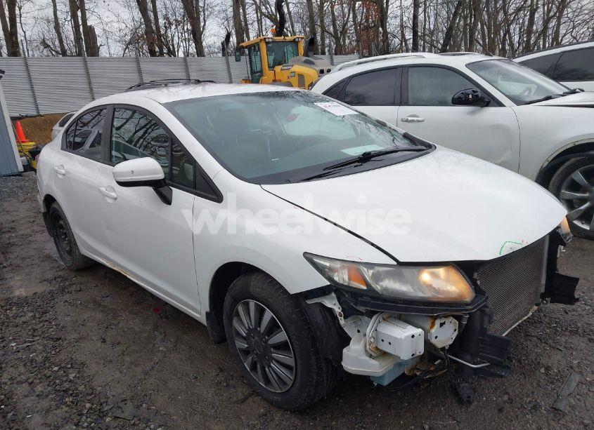 2014 Honda Civic LX (VIN 19XFB2F57EE224187) main photo