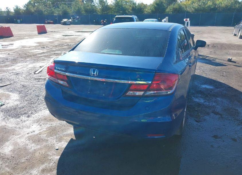 Photo 4 of 2014 Honda Civic LX (VIN 19XFB2F57EE225310)