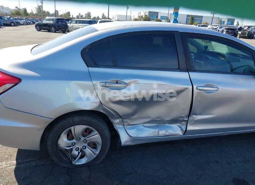 Photo 6 of 2014 Honda Civic LX (VIN 19XFB2F57EE236758)