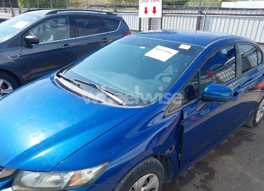 Photo 6 of 2014 Honda Civic LX (VIN 19XFB2F57EE267413)