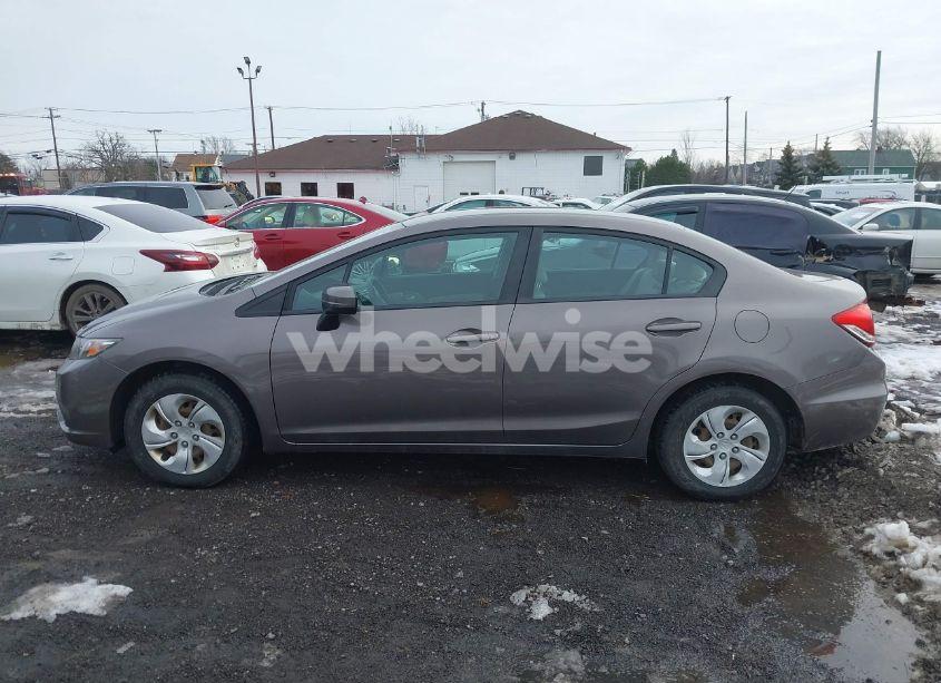 Photo 14 of 2015 Honda Civic LX (VIN 19XFB2F57FE007952)