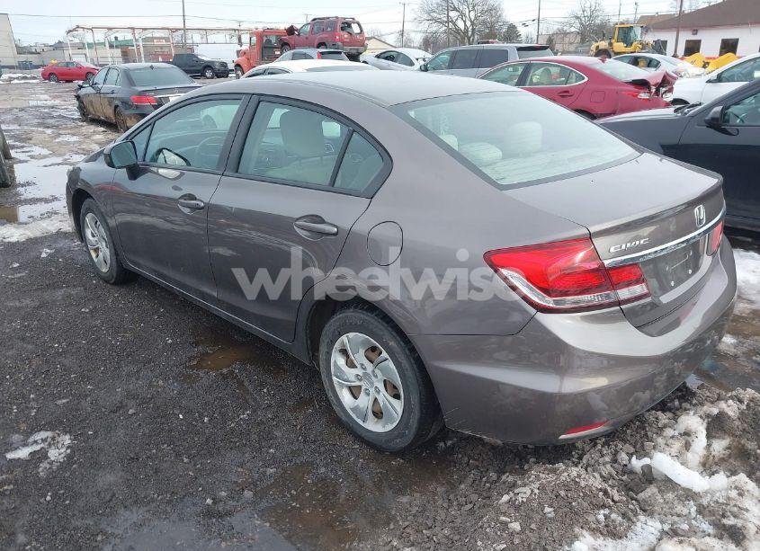 Photo 3 of 2015 Honda Civic LX (VIN 19XFB2F57FE007952)