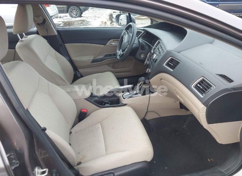 Photo 5 of 2015 Honda Civic LX (VIN 19XFB2F57FE007952)