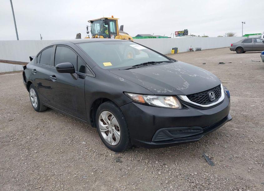 2015 Honda Civic LX (VIN 19XFB2F57FE013461) main photo