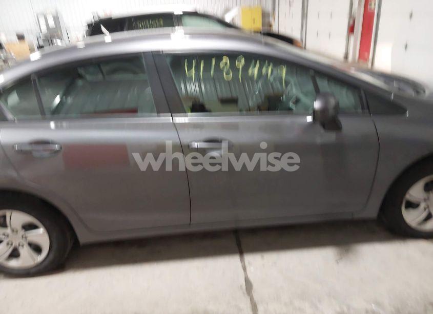 Photo 13 of 2015 Honda Civic LX (VIN 19XFB2F57FE014948)