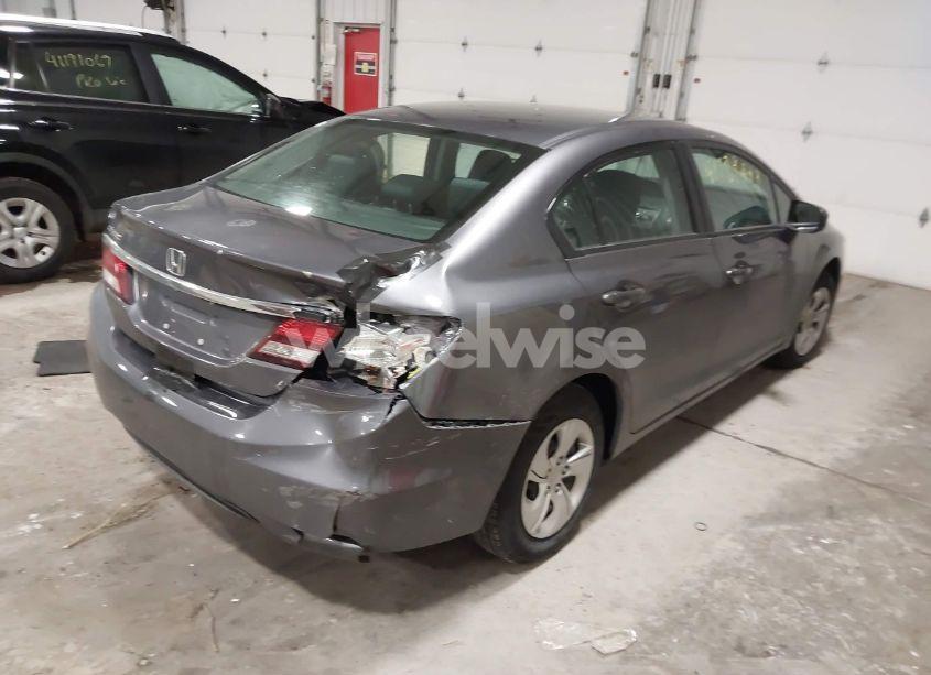 Photo 4 of 2015 Honda Civic LX (VIN 19XFB2F57FE014948)