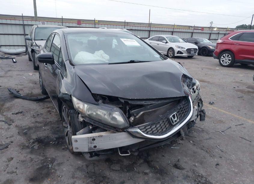 2015 Honda Civic LX (VIN 19XFB2F57FE021429) main photo