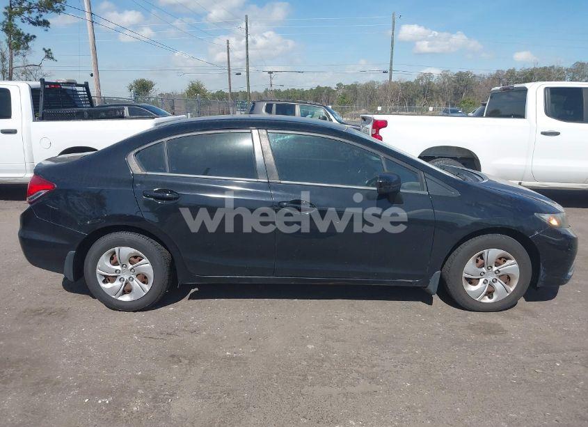 Photo 13 of 2015 Honda Civic LX (VIN 19XFB2F57FE044080)
