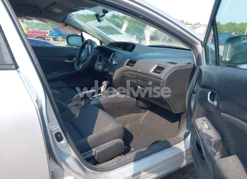 Photo 5 of 2015 Honda Civic LX (VIN 19XFB2F57FE084093)