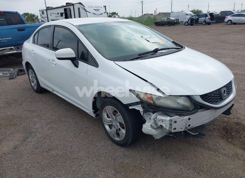 2015 Honda Civic LX (VIN 19XFB2F57FE084479) main photo