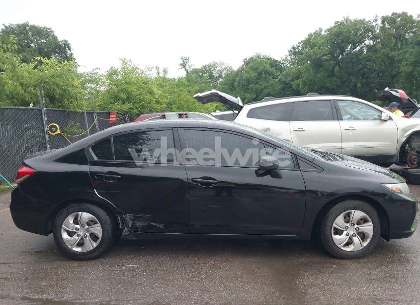 Photo 13 of 2015 Honda Civic LX (VIN 19XFB2F57FE099712)