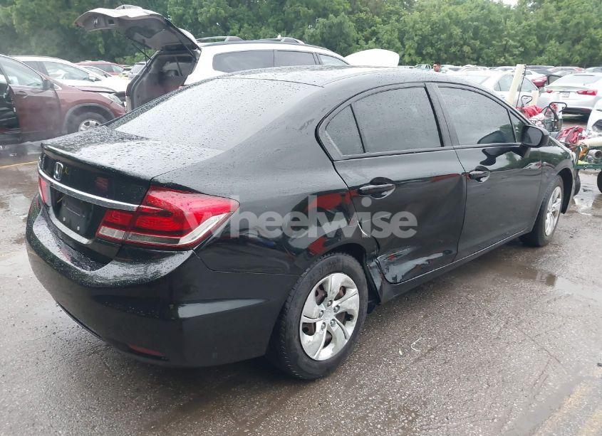 Photo 4 of 2015 Honda Civic LX (VIN 19XFB2F57FE099712)