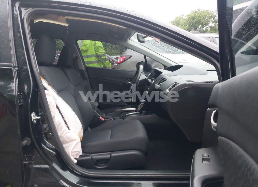 Photo 5 of 2015 Honda Civic LX (VIN 19XFB2F57FE099712)