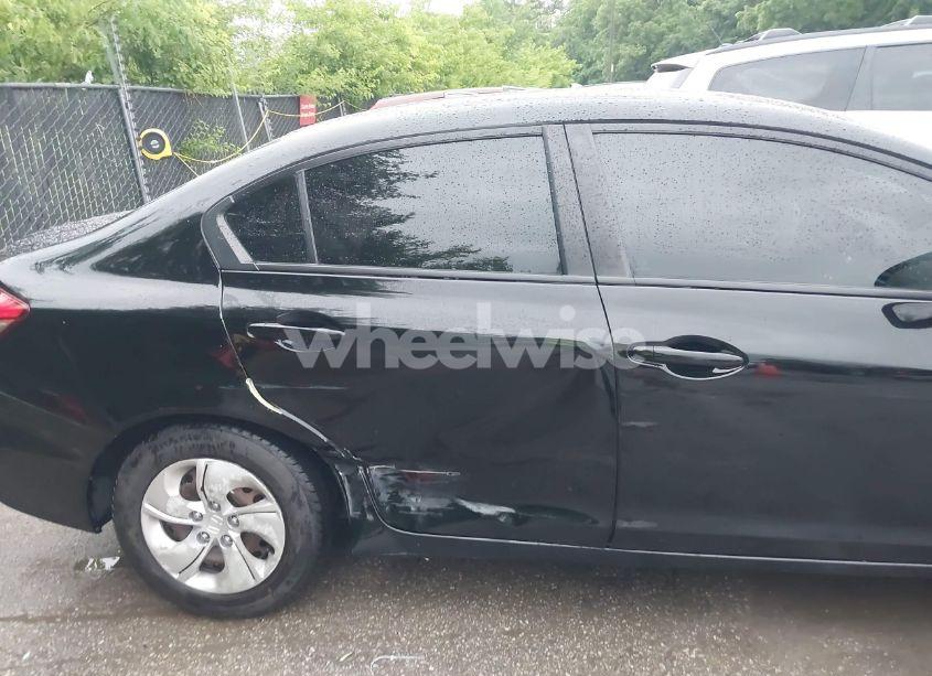 Photo 6 of 2015 Honda Civic LX (VIN 19XFB2F57FE099712)