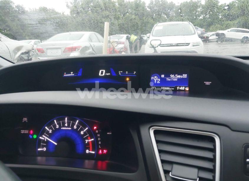 Photo 7 of 2015 Honda Civic LX (VIN 19XFB2F57FE099712)