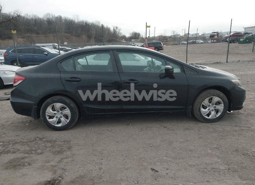 Photo 13 of 2015 Honda Civic LX (VIN 19XFB2F57FE102060)