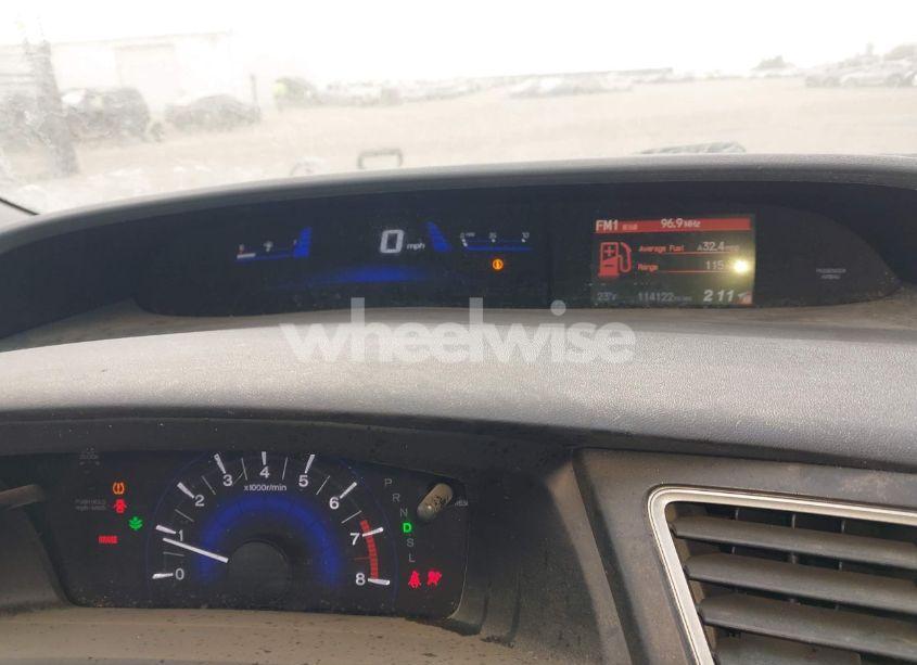 Photo 7 of 2015 Honda Civic LX (VIN 19XFB2F57FE102060)