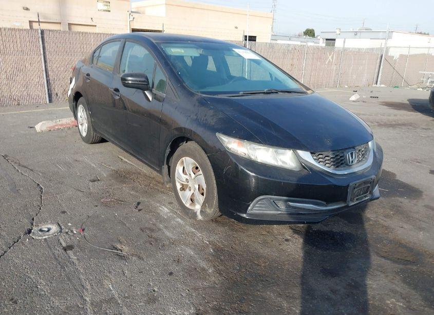 2015 Honda Civic LX (VIN 19XFB2F57FE200974) main photo