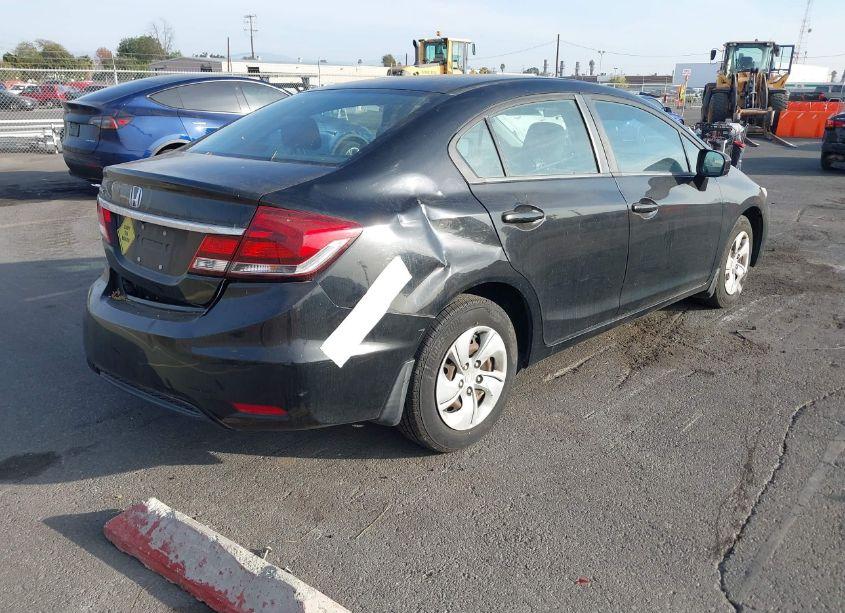 Photo 4 of 2015 Honda Civic LX (VIN 19XFB2F57FE200974)