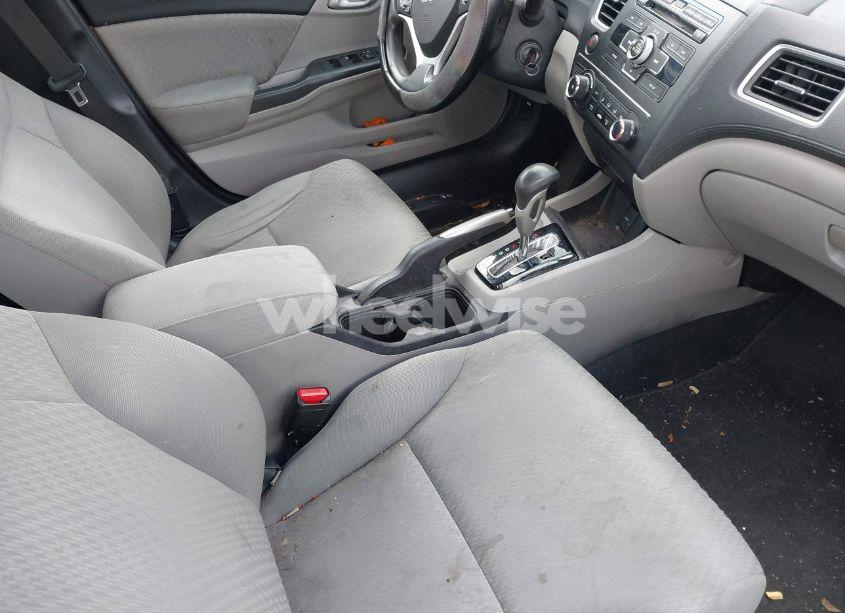 Photo 5 of 2015 Honda Civic LX (VIN 19XFB2F57FE206368)