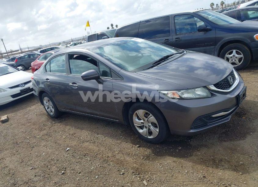 Photo 13 of 2015 Honda Civic LX (VIN 19XFB2F57FE215605)