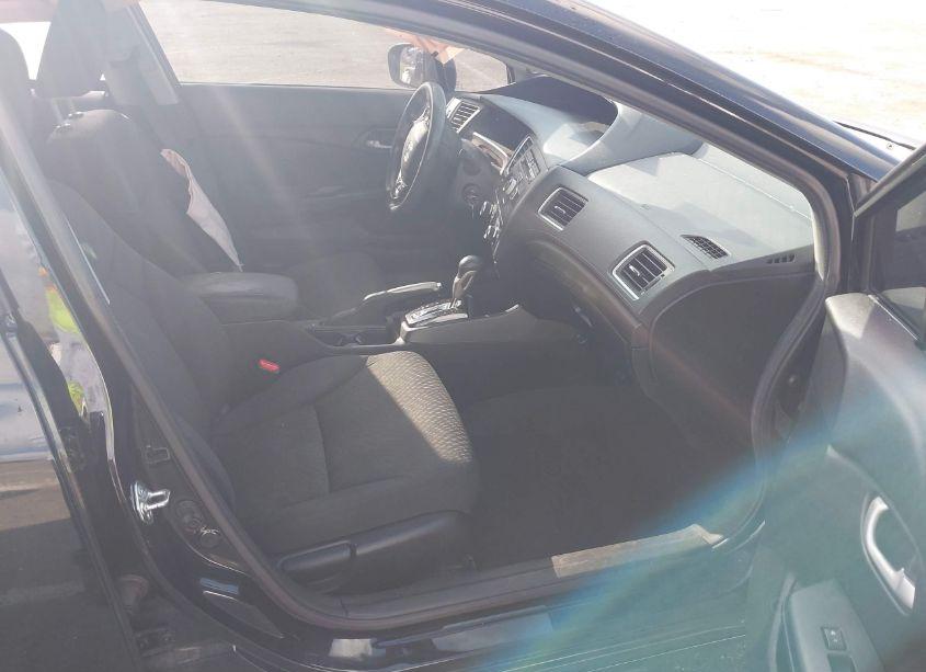 Photo 5 of 2015 Honda Civic LX (VIN 19XFB2F57FE247521)