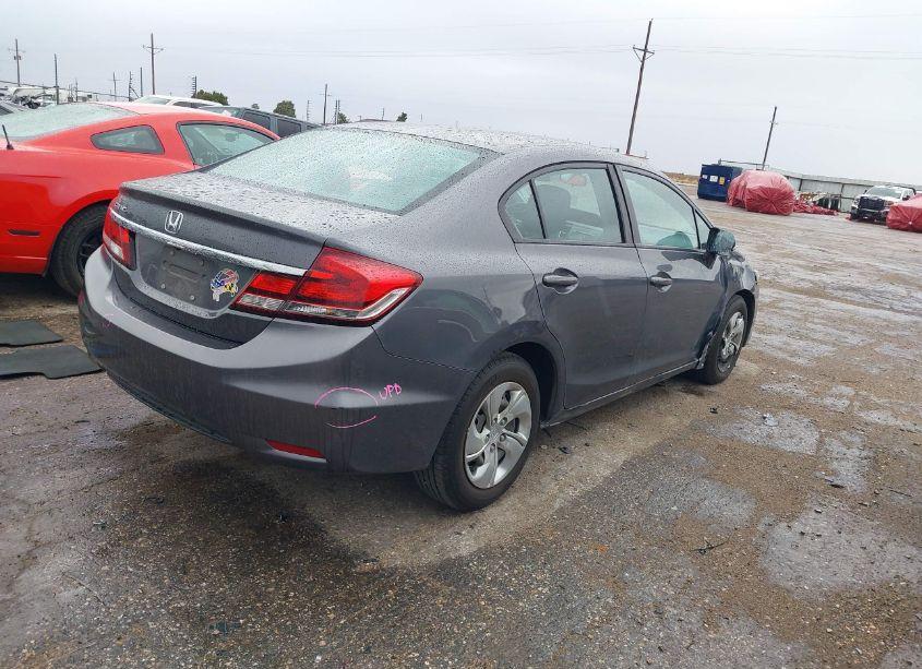 Photo 4 of 2015 Honda Civic LX (VIN 19XFB2F57FE260575)