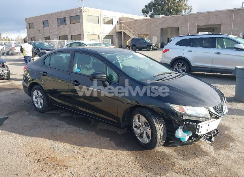 2015 Honda Civic LX (VIN 19XFB2F57FE266764) main photo