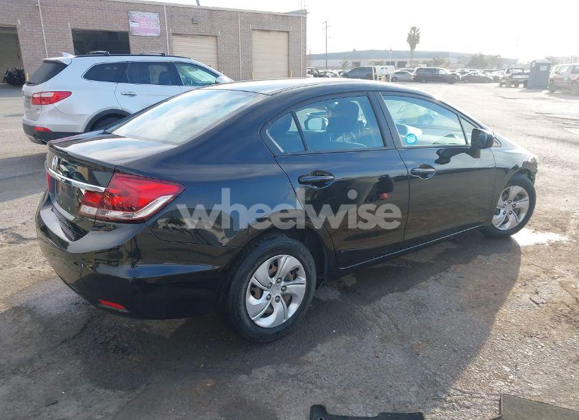 Photo 4 of 2015 Honda Civic LX (VIN 19XFB2F57FE266764)