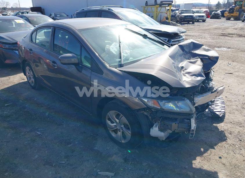 2015 Honda Civic LX (VIN 19XFB2F57FE277232) main photo