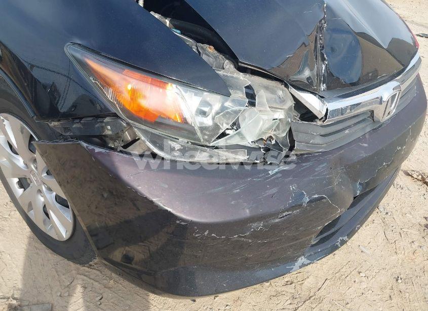 Photo 6 of 2012 Honda Civic LX (VIN 19XFB2F58CE012475)