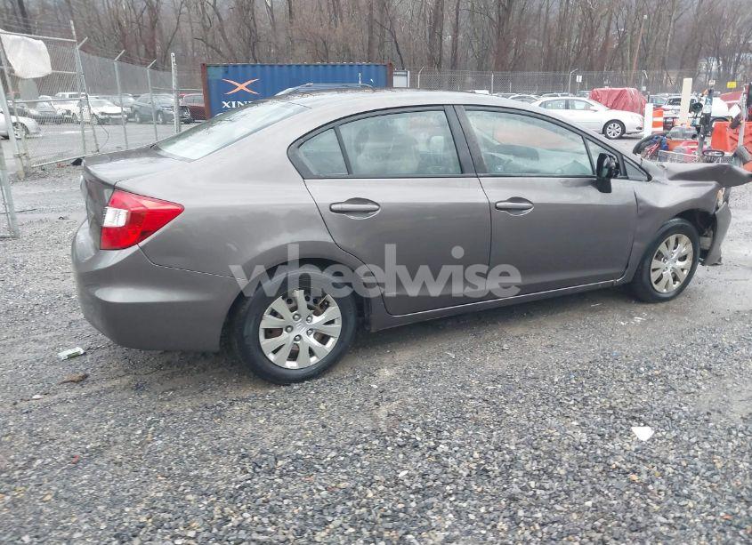 Photo 4 of 2012 Honda Civic LX (VIN 19XFB2F58CE030183)