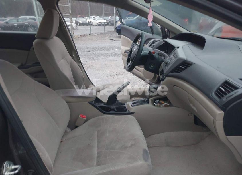 Photo 5 of 2012 Honda Civic LX (VIN 19XFB2F58CE030183)