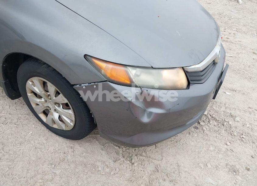 Photo 12 of 2012 Honda Civic LX (VIN 19XFB2F58CE049641)