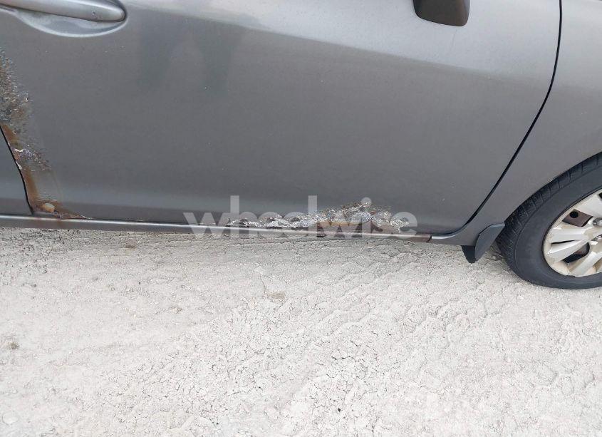 Photo 13 of 2012 Honda Civic LX (VIN 19XFB2F58CE049641)