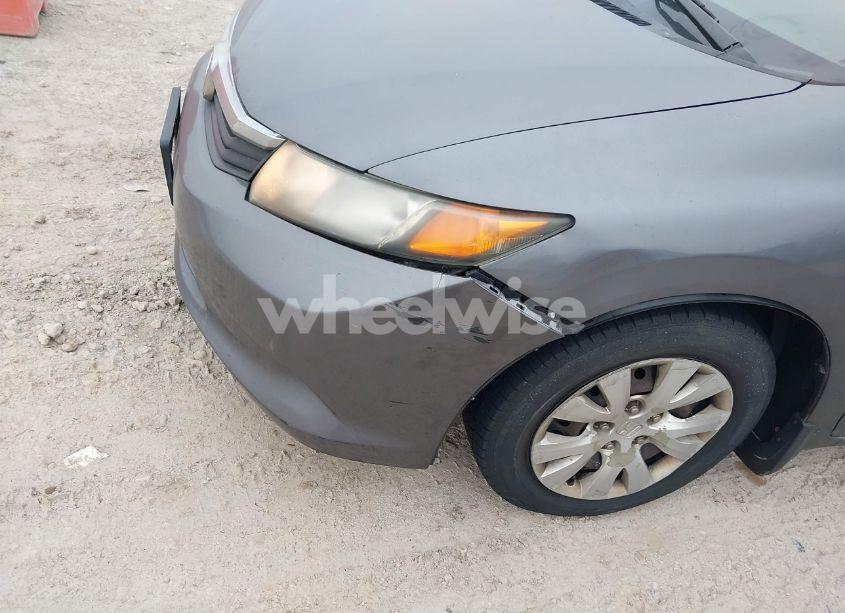 Photo 6 of 2012 Honda Civic LX (VIN 19XFB2F58CE049641)